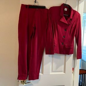 Cranberry cabi ponte suit. Never worn.